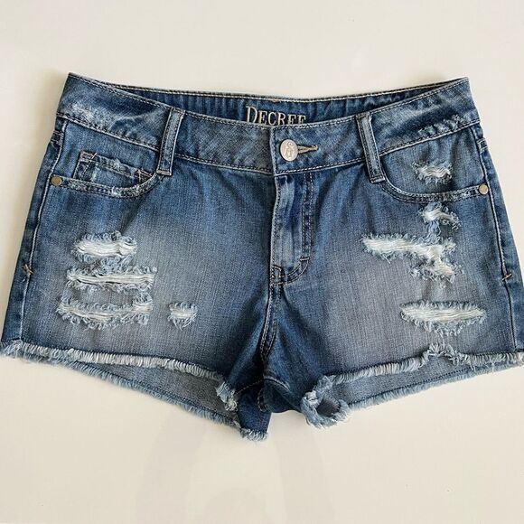 Decree Women’s / Junior Denim/ Jean Shorts - Picture 1 of 6